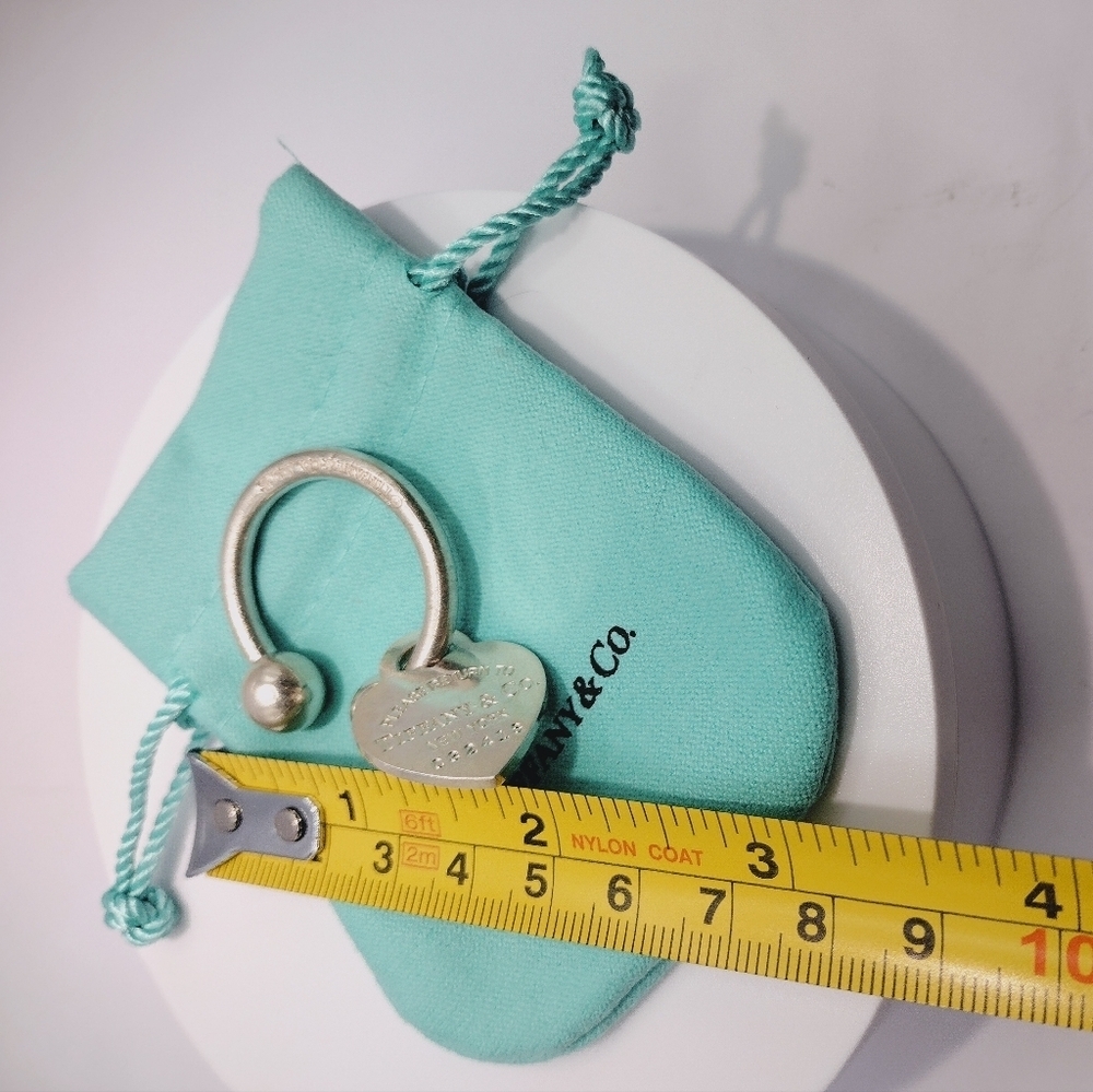 Tiffany & Co. Return to Tiffany Heart Tag Key Ring Key Holder . 925 W/COA - Picture 5 of 7